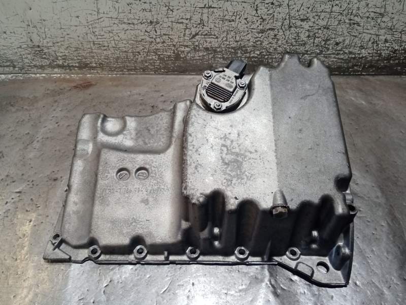 Recambio de carter para bmw 3 (e46) 320 d referencia OEM IAM 77869940 204D4 01