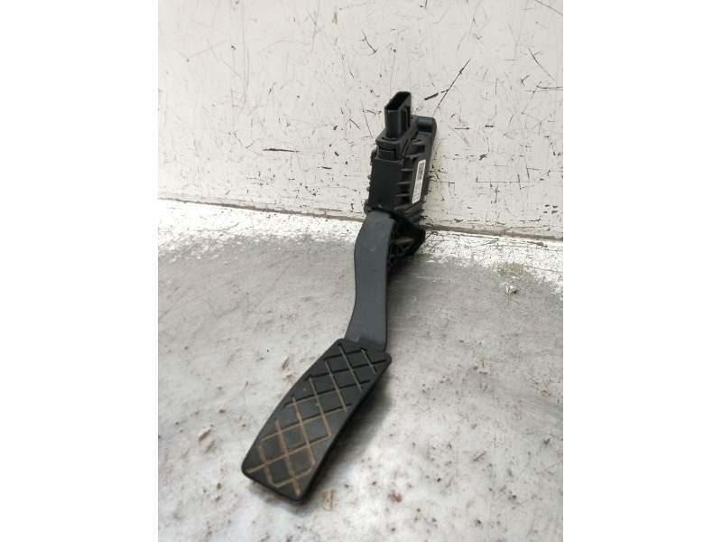 Recambio de potenciometro pedal para volkswagen golf vii sportsvan advance bluemotion tech referencia OEM IAM 6PV01062113 5Q1723