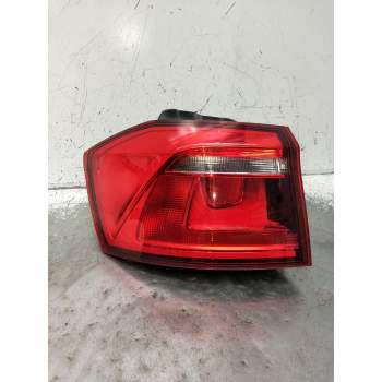 PILOTO TRASERO IZQUIERDO 510945095R 90057446C VER FOTOS 2016