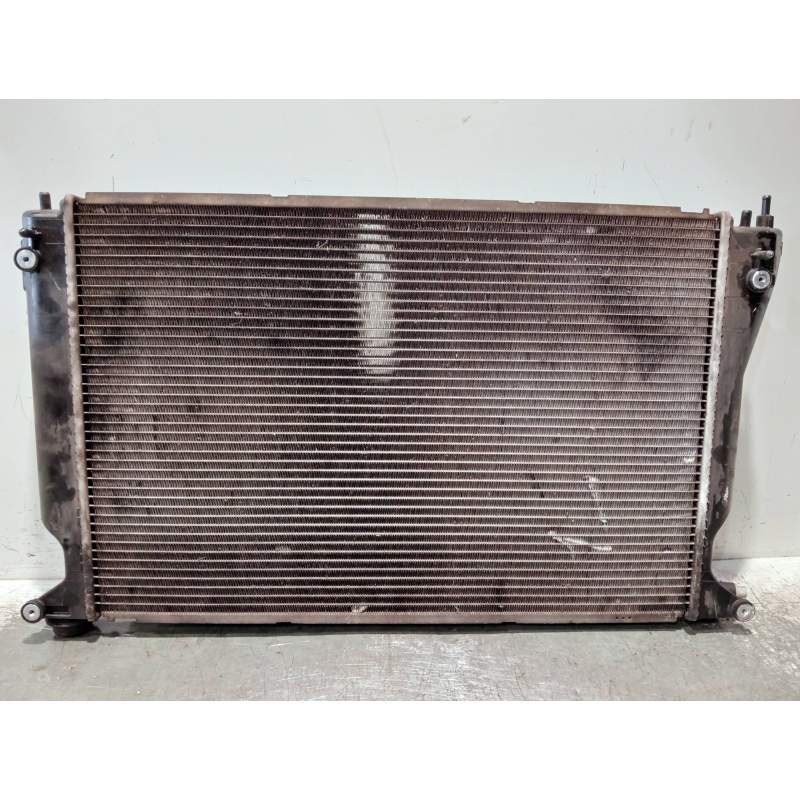 Recambio de radiador agua para toyota corolla verso (r1) referencia OEM IAM MN4221337670  