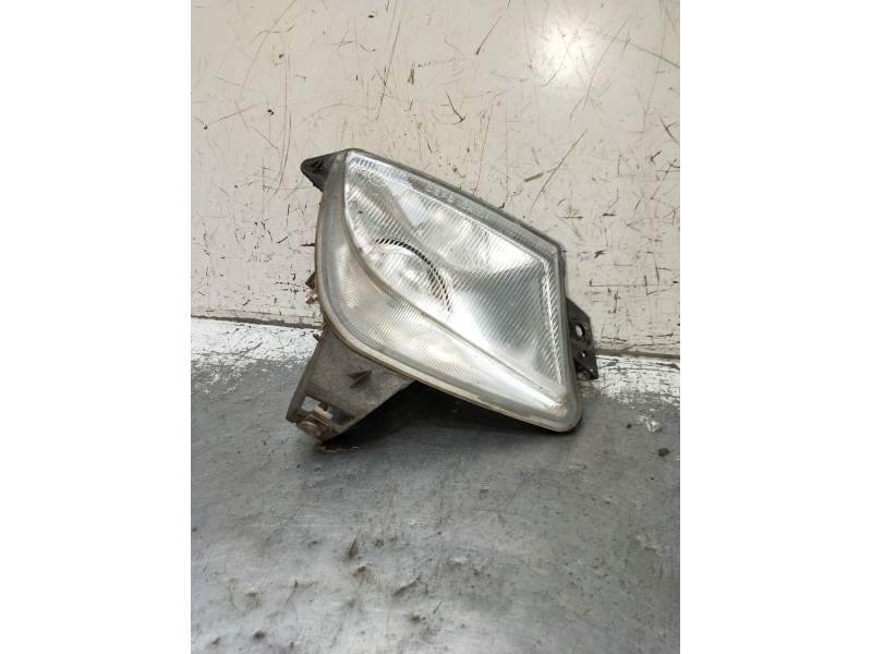 Recambio de faro antiniebla derecho para citroën xsara (n1) 1.9 d referencia OEM IAM   2001