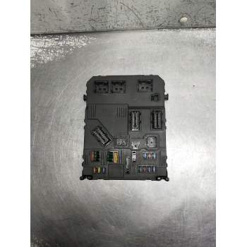 CAJA RELES / FUSIBLES 9655708380 BSIS0200 S120104700