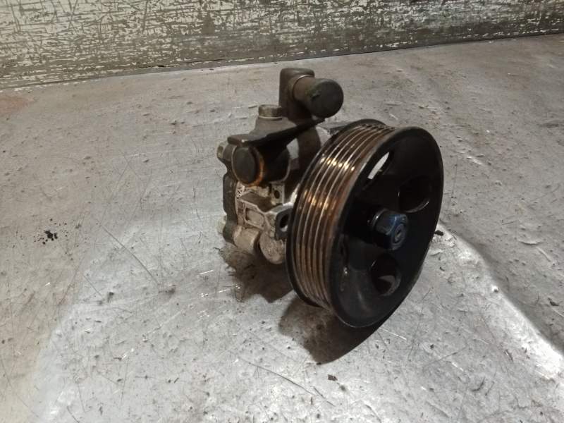 Recambio de bomba direccion para hyundai accent ii (lc) 1.5 crdi referencia OEM IAM 5710025301  