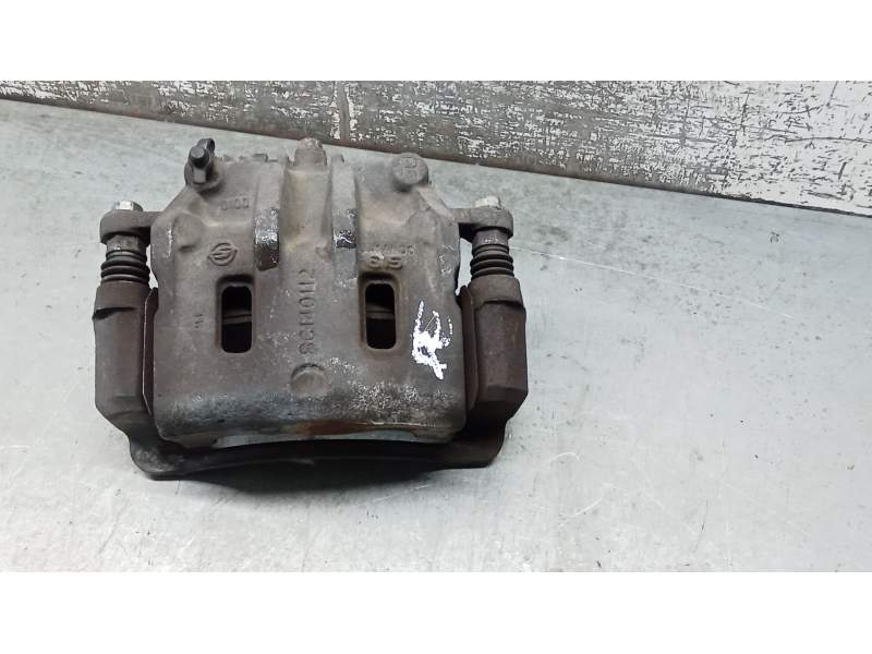 Recambio de pinza freno delantera derecha para ssangyong actyon i 2.0 xdi referencia OEM IAM   MANDO