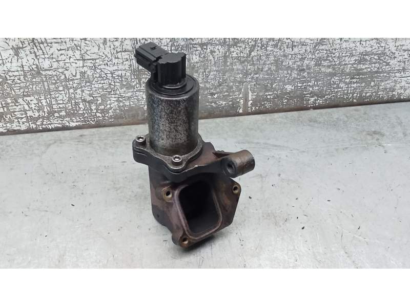 Recambio de valvula egr para ssangyong actyon i 2.0 xdi referencia OEM IAM A6651400506  06