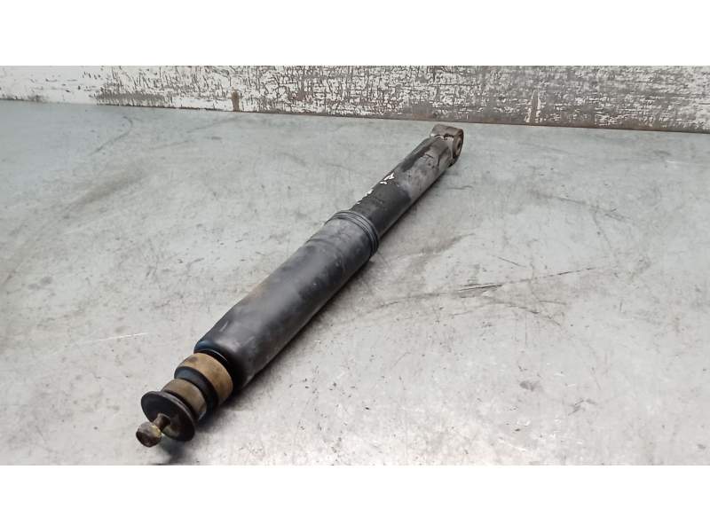 Recambio de amortiguador trasero izquierdo para ssangyong actyon i 2.0 xdi referencia OEM IAM   06