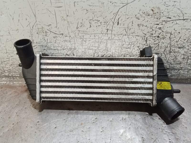 Recambio de intercooler para hyundai accent ii (lc) 1.5 crdi referencia OEM IAM 2827027500  