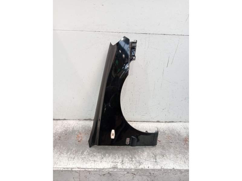 Recambio de aleta delantera derecha para hyundai accent ii (lc) 1.5 crdi referencia OEM IAM   