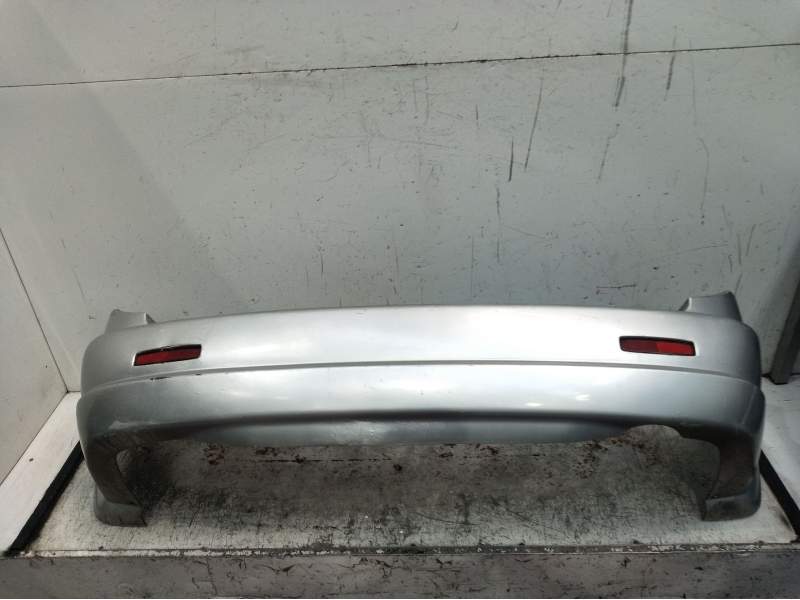 Recambio de paragolpes trasero para ssangyong kyron 2.0 xdi referencia OEM IAM  VER FOTOS 2005