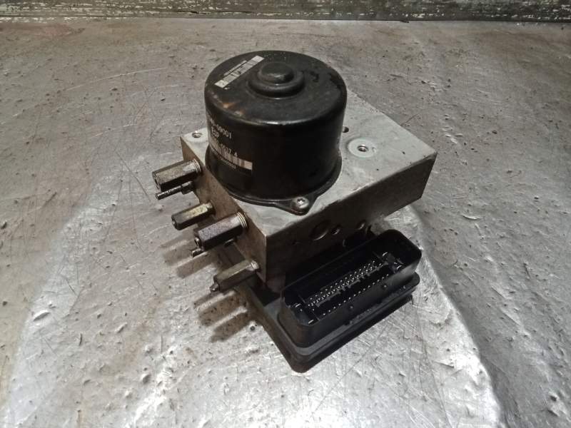 Recambio de abs para ssangyong kyron 2.0 xdi referencia OEM IAM   
