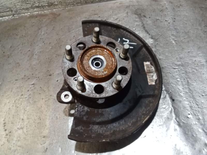 Recambio de mangueta delantera izquierda para ssangyong kyron 2.0 xdi referencia OEM IAM   