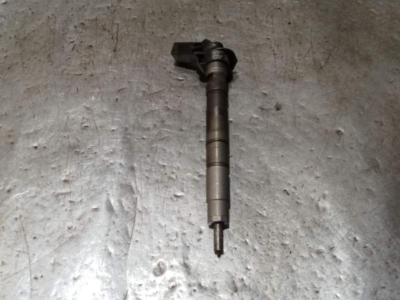 Recambio de inyector para volkswagen tiguan (5n_) 2.0 tdi 4motion referencia OEM IAM   