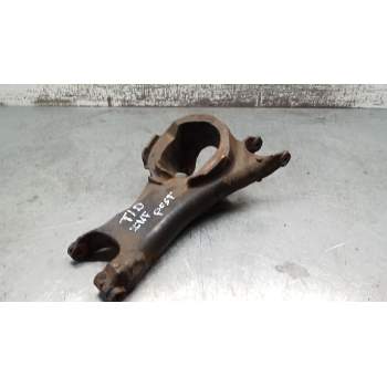 BRAZO SUSPENSION INFERIOR TRASERO DERECHO 8666346 POSTERIOR 06