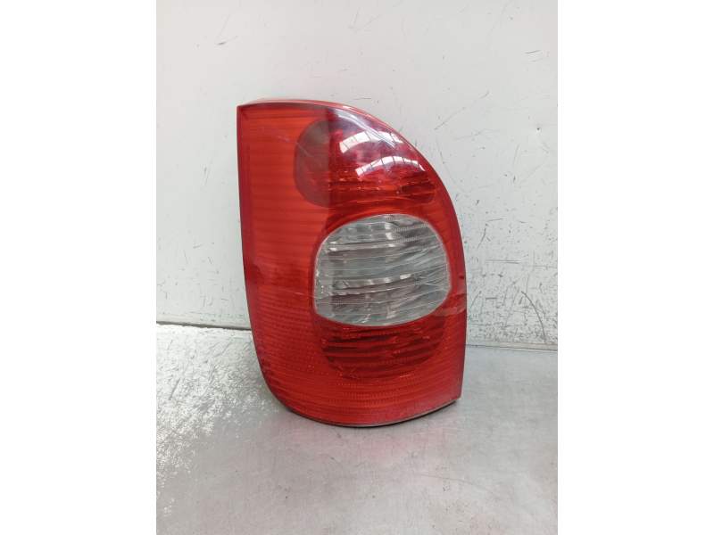 Recambio de piloto trasero izquierdo para citroën xsara picasso (n68) 1.6 hdi referencia OEM IAM 9650005880  2004