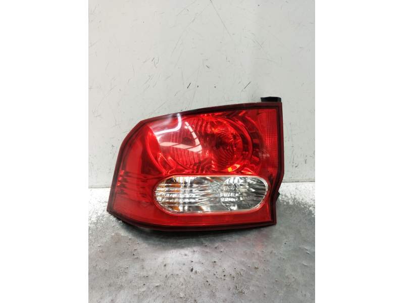 Recambio de piloto trasero izquierdo para ssangyong actyon i 2.0 xdi referencia OEM IAM   2006
