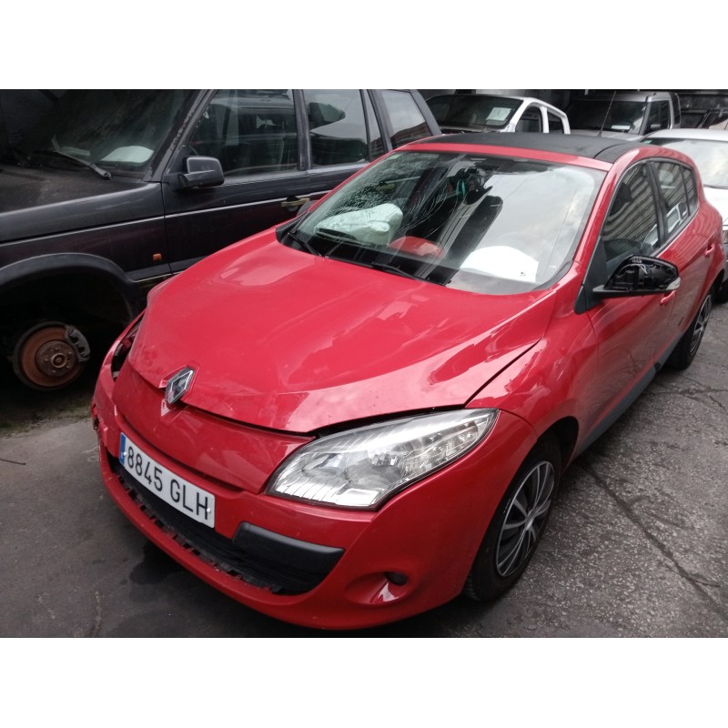 renault megane iii berlina 5 p del año 2009