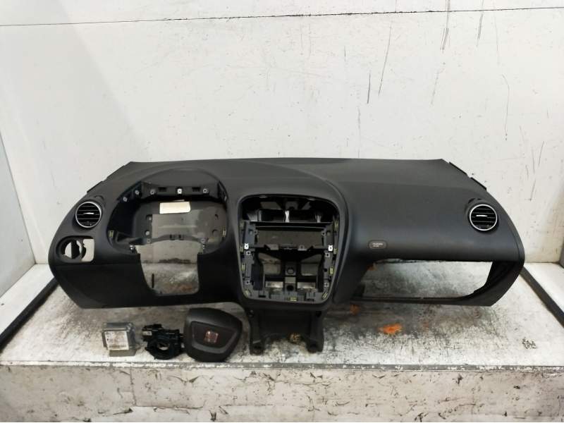 Recambio de kit airbag para seat altea xl (5p5, 5p8) 2.0 tdi 16v referencia OEM IAM 1K0909605T  2009
