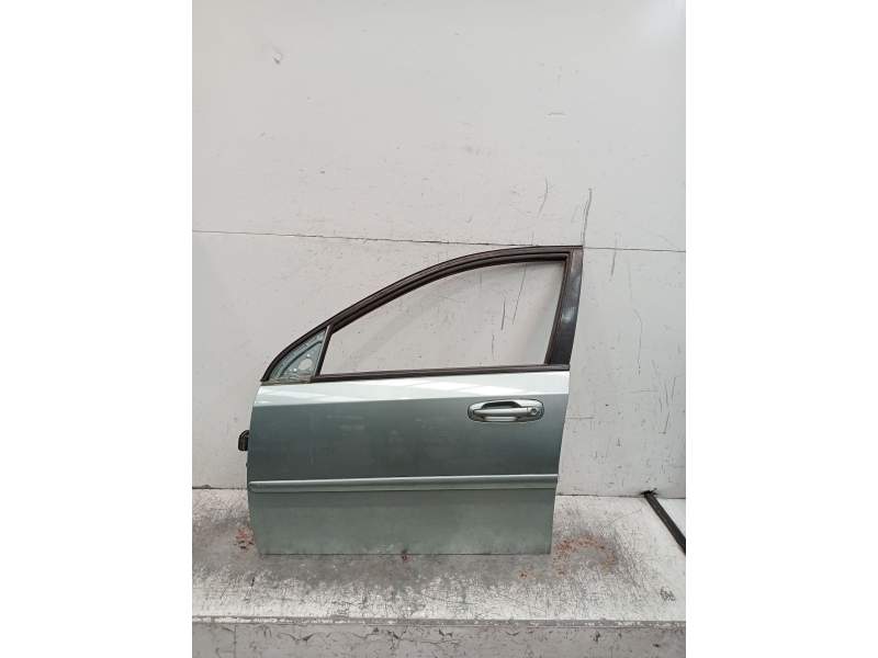 Recambio de puerta delantera izquierda para chevrolet nubira sedán 1.6 referencia OEM IAM  4P 2005