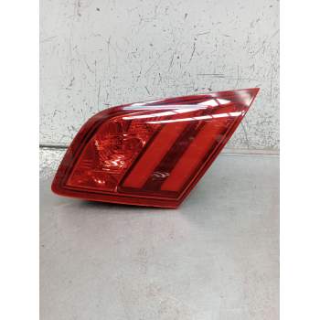 PILOTO TRASERO DERECHO INTERIOR 9677818280 81260201 2014