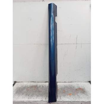 FALDON LATERAL 5177 8038075 DERECHO 