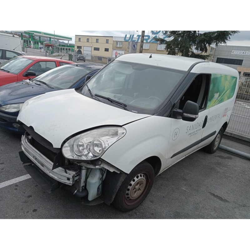 opel combo d del año 2015