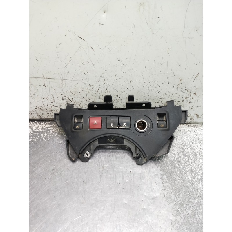 Recambio de mando multifuncion para citroen berlingo cuadro referencia OEM IAM 9680931977  