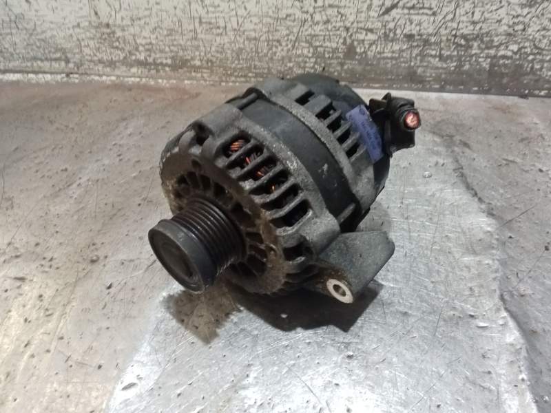 Recambio de alternador para ssangyong kyron 2.0 xdi referencia OEM IAM A6651540002  140A