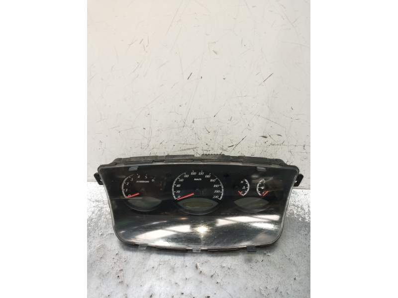 Recambio de cuadro instrumentos para ssangyong actyon i 2.0 xdi referencia OEM IAM 8021031520  2006