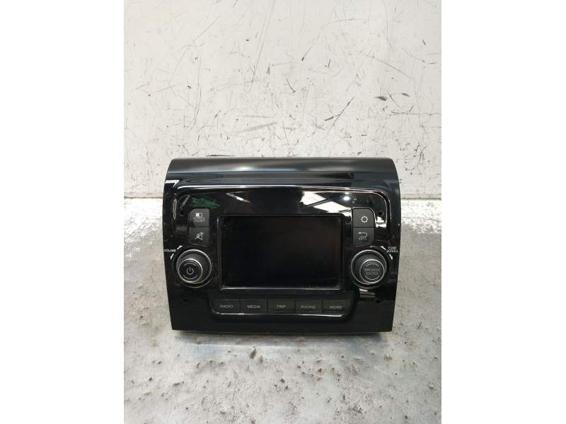 Recambio de sistema audio / radio cd para peugeot boxer furgoneta 2.2 bluehdi 140 referencia OEM IAM 07356930100  2019