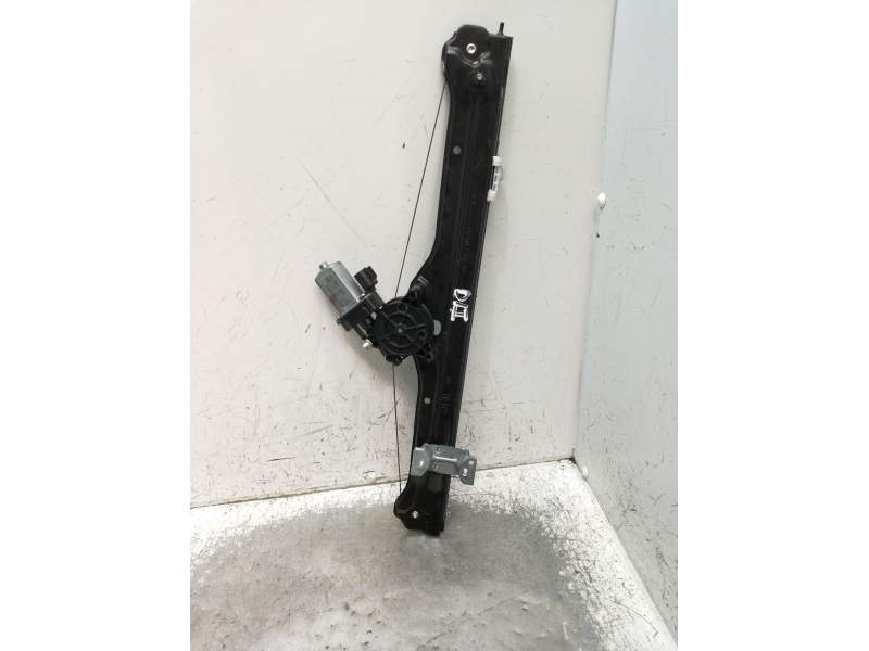 Recambio de elevalunas delantero izquierdo para peugeot boxer furgoneta 2.2 bluehdi 140 referencia OEM IAM  5P 2019