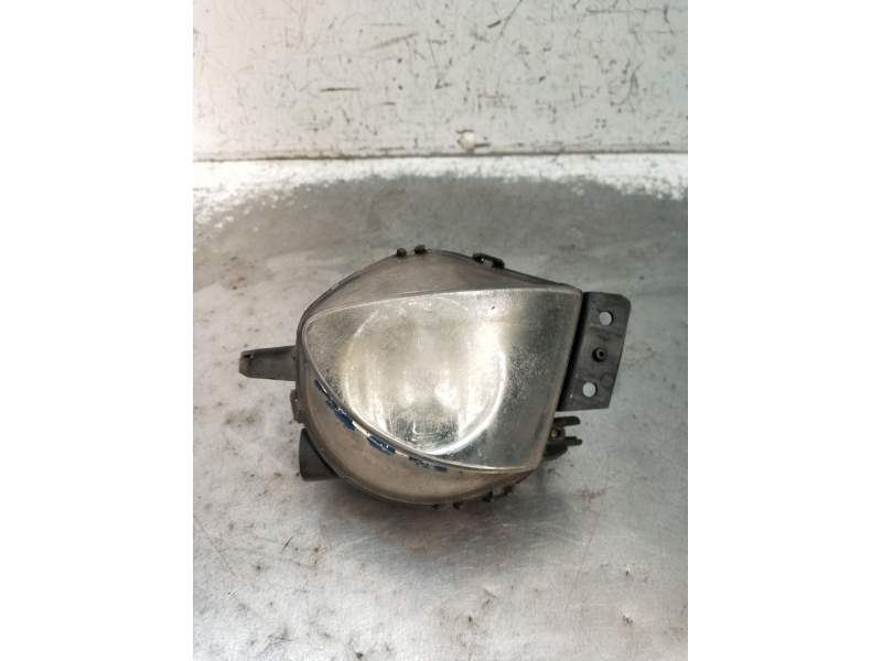 Recambio de faro antiniebla izquierdo para bmw 3 (e90) 318 d referencia OEM IAM 6310100000 6948373 2008
