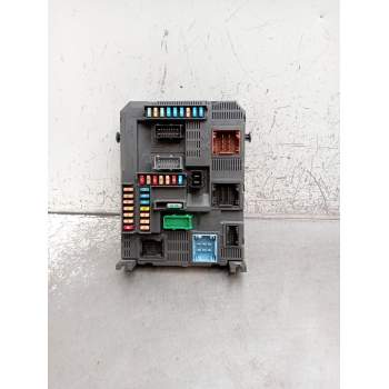 CAJA RELES / FUSIBLES 9807054180 BSIN0400 21366069 2014