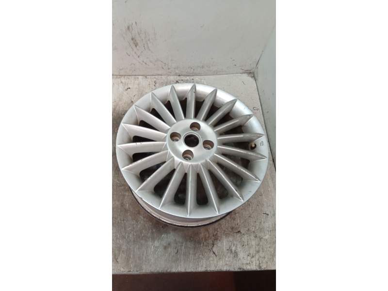 Recambio de llanta para fiat linea (110) referencia OEM IAM 6J16H2 ET41 