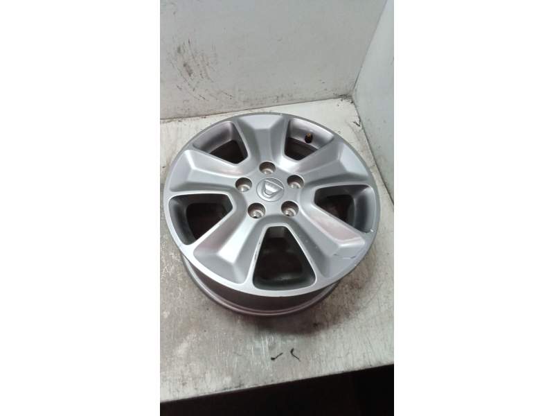 Recambio de llanta para dacia sandero referencia OEM IAM 6.5J16 403005157R 