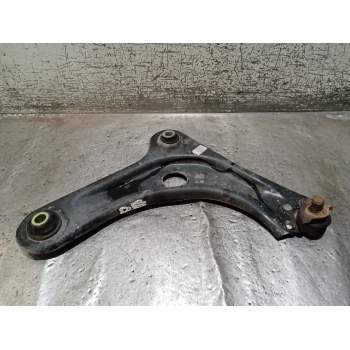 BRAZO SUSPENSION INFERIOR DELANTERO DERECHO 12G 2016
