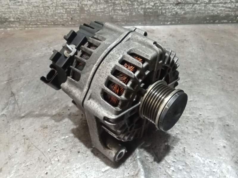 Recambio de alternador para bmw x1 (e84) sdrive 18 d referencia OEM IAM 8507624 2608669F 