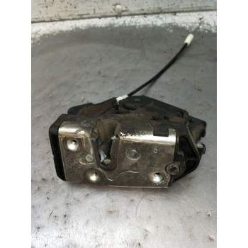 MOTOR CIERRE CENTRALIZADO TRASERO DERECHO 5P 2004