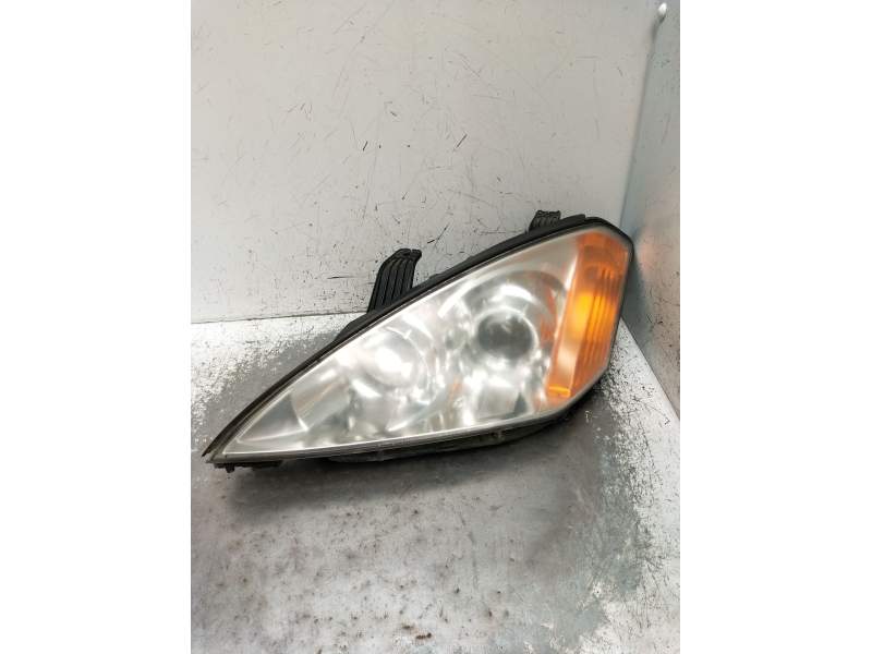 Recambio de faro izquierdo para ssangyong kyron 2.0 xdi referencia OEM IAM   2005
