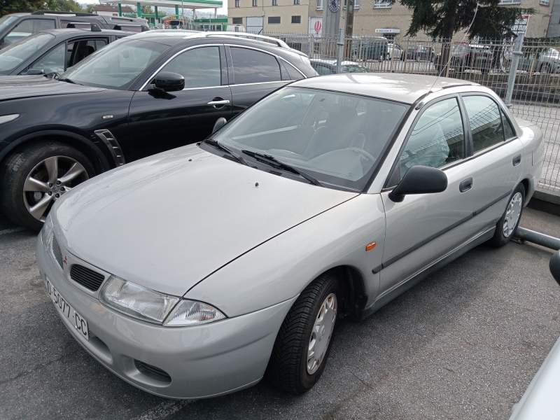 MITSUBISHI CARISMA (DA_)