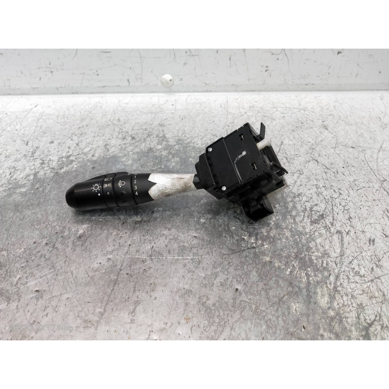 Recambio de mando luces para mitsubishi colt berlina 5 (z30a) 1.1 cat referencia OEM IAM Z272685520  