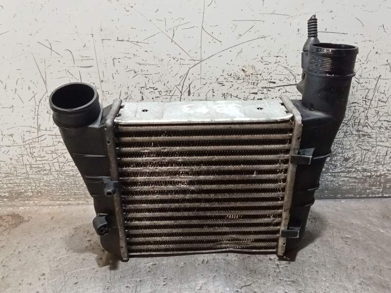 Recambio de intercooler para seat exeo (3r2) 2.0 tdi referencia OEM IAM 8E0145805AA 3229440 