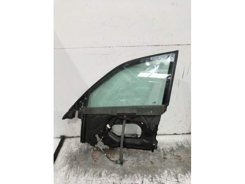 Recambio de elevalunas delantero izquierdo para audi 100 c4 sedán (4a2) 2.4 d referencia OEM IAM   