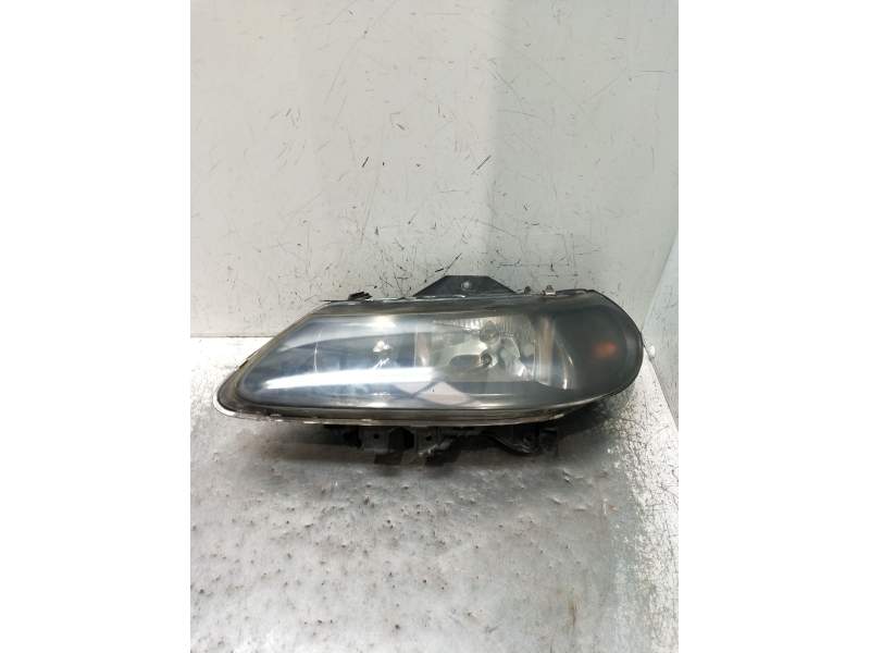 Recambio de faro izquierdo para renault laguna i (b56_, 556_) 1.9 dti (b56j) referencia OEM IAM   