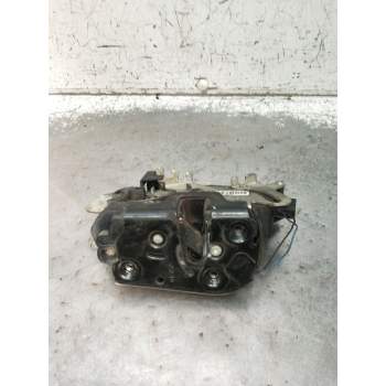 MOTOR CIERRE CENTRALIZADO DELANTERO IZQUIERDO A6397201235 5P 2010