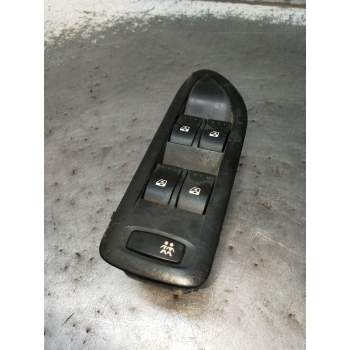 MANDO ELEVALUNAS DELANTERO DERECHO 5P 2002