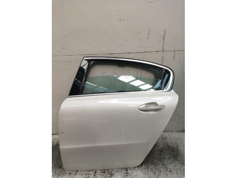 Recambio de puerta trasera izquierda para peugeot 508 i (8d_) 2.0 hdi referencia OEM IAM  5P 2011