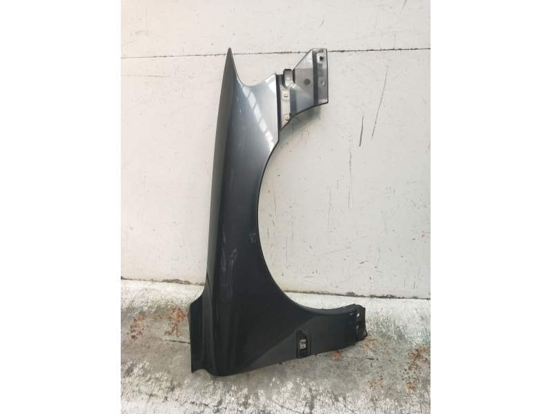 Recambio de aleta delantera derecha para volvo s60 i (384) d5 referencia OEM IAM   2000