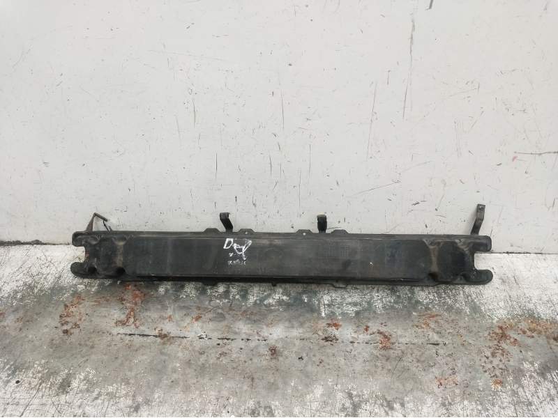 Recambio de refuerzo paragolpes delantero para chevrolet nubira sedán 1.6 referencia OEM IAM   2005