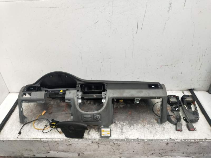 Recambio de kit airbag para chevrolet nubira sedán 1.6 referencia OEM IAM 96428776  