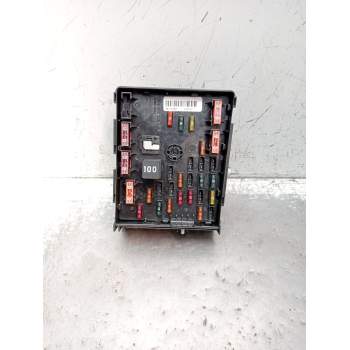 CAJA RELES / FUSIBLES 3C0937125A 63595743 2010